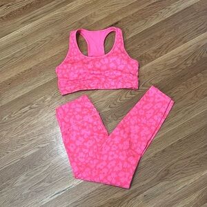 Gap fit Pink leopard sports bra and high rise legging set
